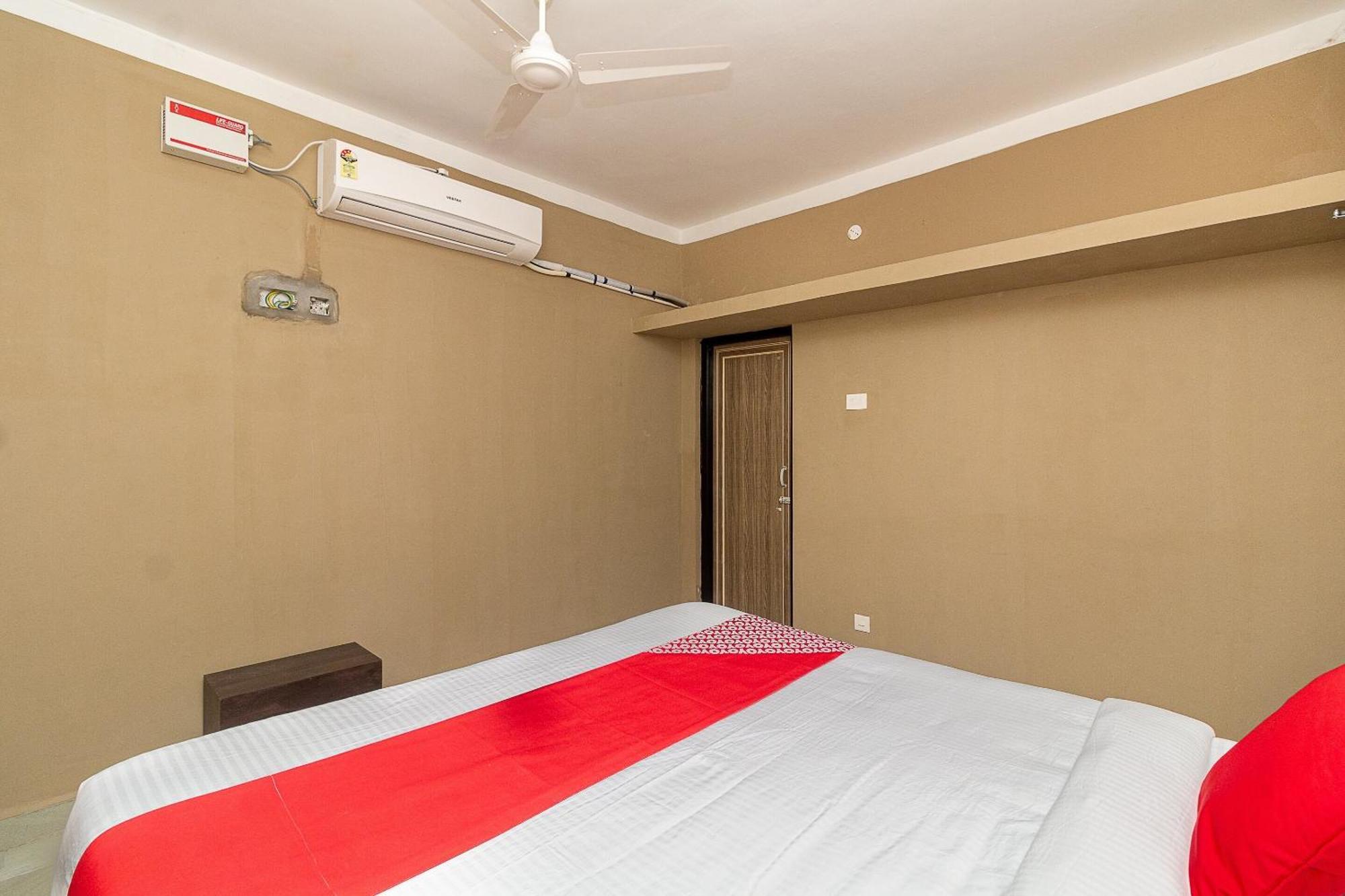 Oyo Green Hills Villa Kuttalam  Bagian luar foto