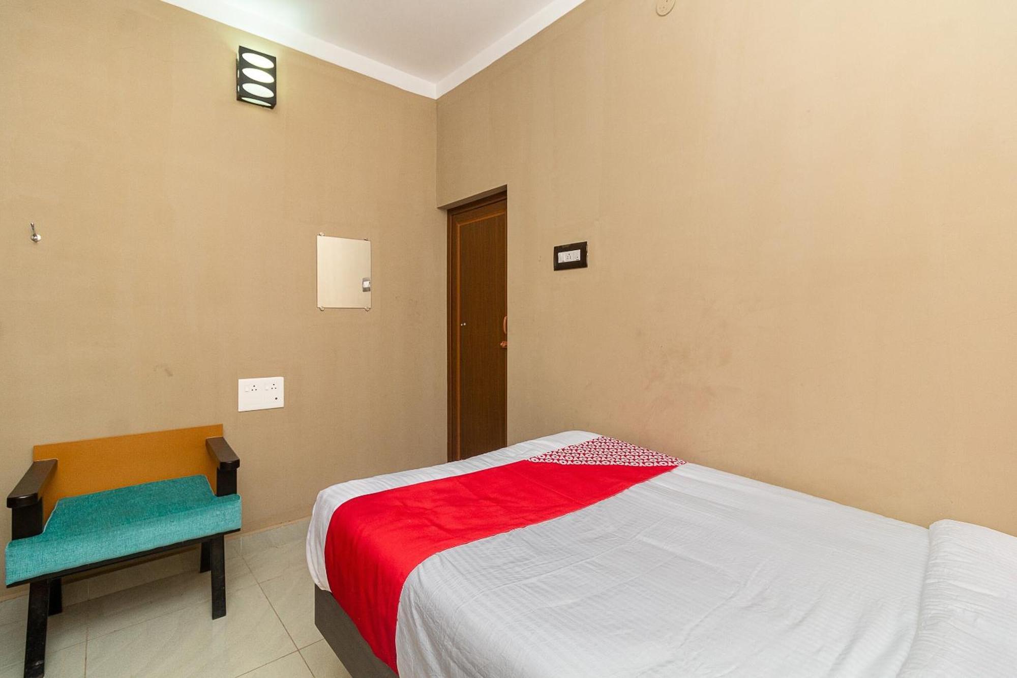 Oyo Green Hills Villa Kuttalam  Bagian luar foto