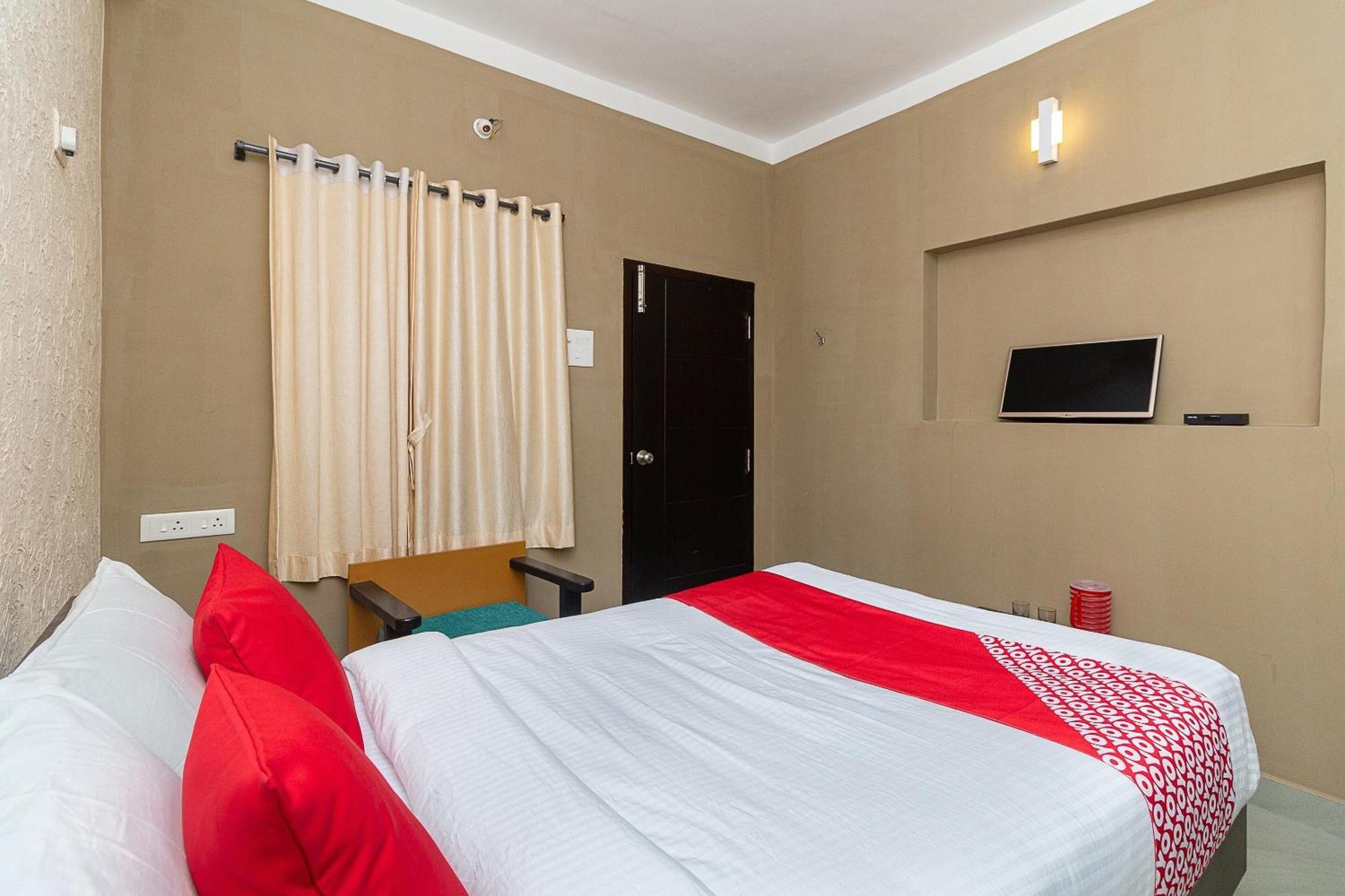 Oyo Green Hills Villa Kuttalam  Bagian luar foto