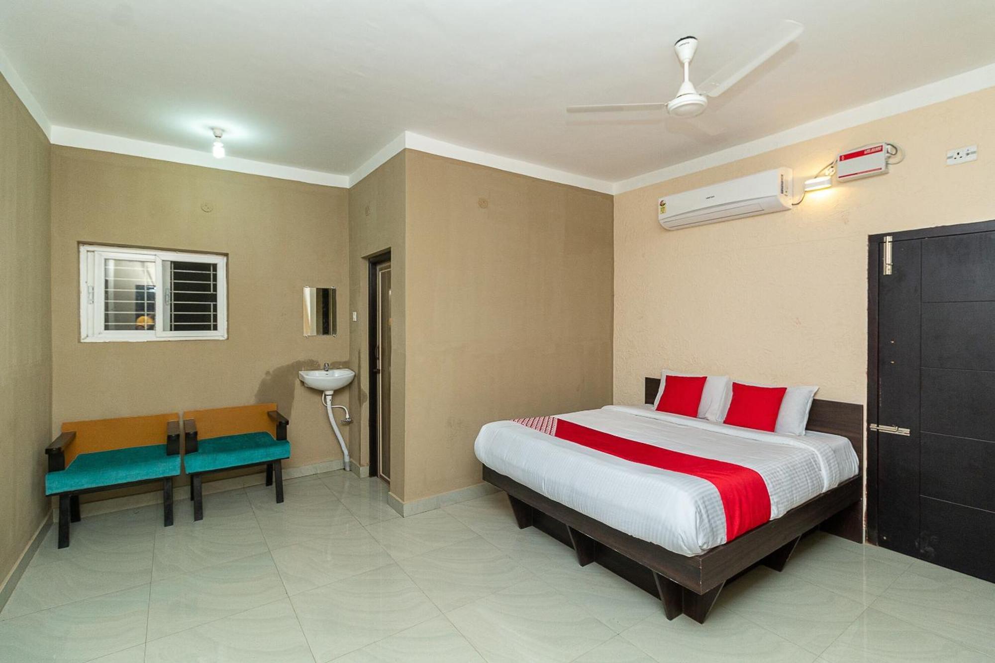 Oyo Green Hills Villa Kuttalam  Bagian luar foto