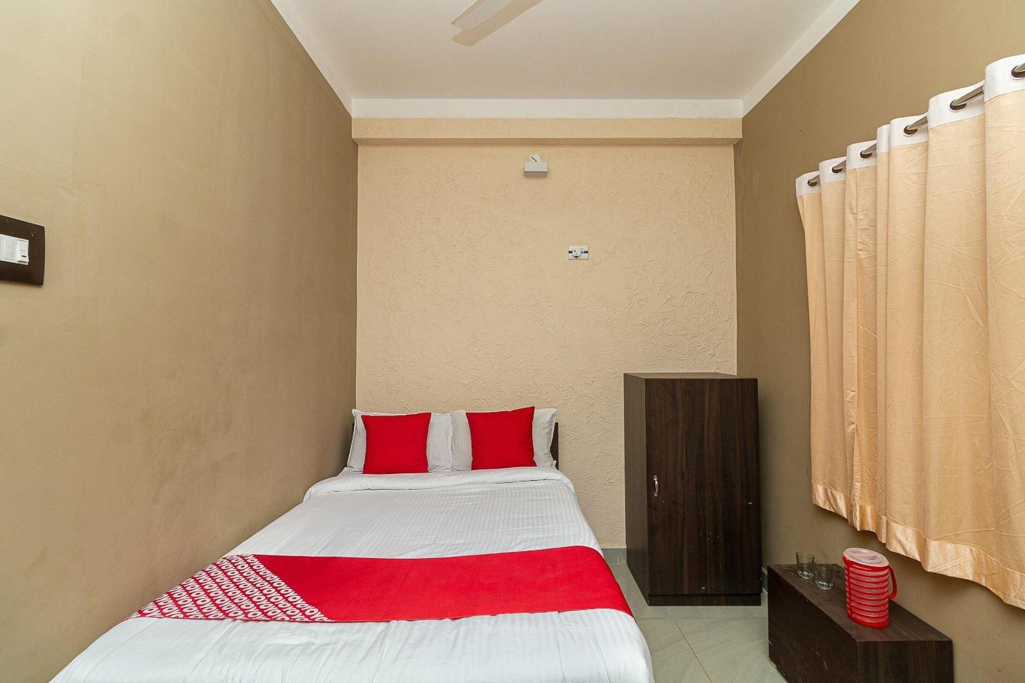 Oyo Green Hills Villa Kuttalam  Bagian luar foto
